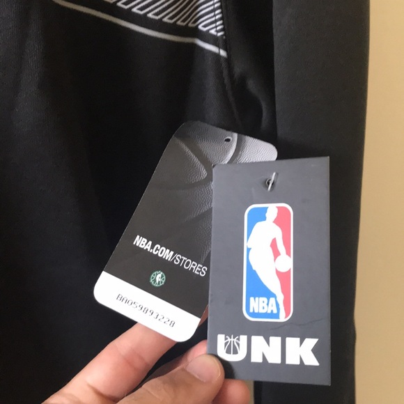 San Antonio Spurs Sweater - Picture 3 of 4